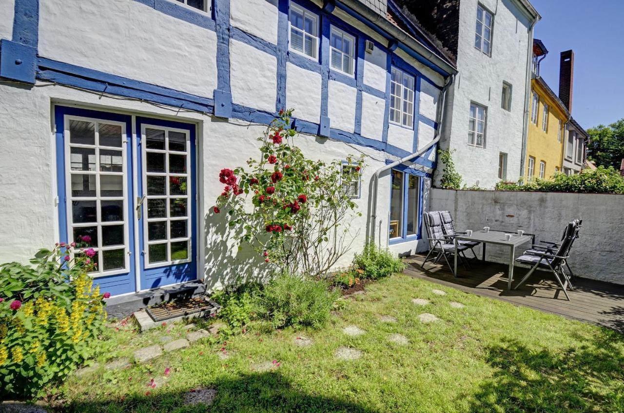 Fewo1846 - Villa Windschief - Uriges Fachwerkhaus Auf 3 Ebenen Mit Garten Im Stadtzentrum Фленсбург Экстерьер фото